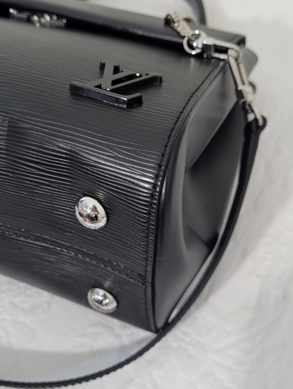 Louis Vuitton Cluny BB Noir Black Epi Leather Satchel Shoulder Bag Handbag Purse - Picture 16 of 16